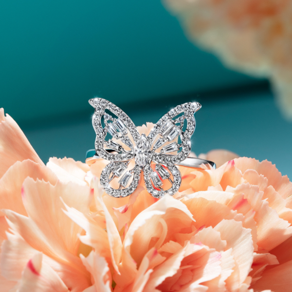 แหวนเพชร Petite Butterfly Glimmer Ring For Discount