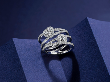 แหวนเพชร The Warmth of Heart Halo Twisted Diamond Ring Hot on Sale