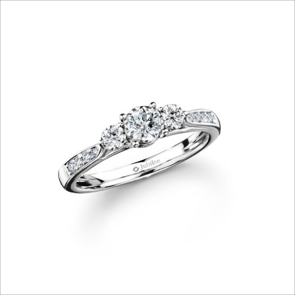 แหวนเพชร Three Stone Lady Love Ring Online now