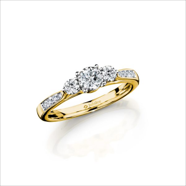 แหวนเพชร Three Stone Lady Love Ring Online now